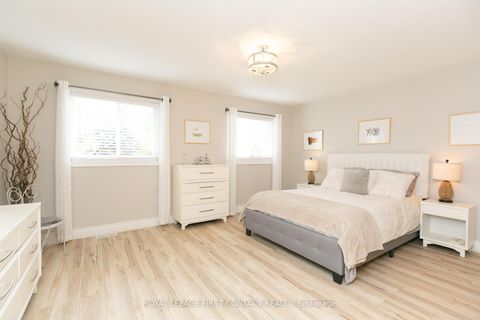 Photo 21 at 53 Tudor Crescent, Shore, Barrie