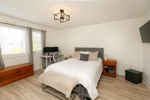 Photo 25 at 53 Tudor Crescent, Shore, Barrie