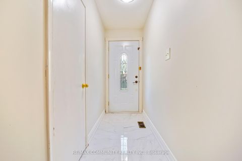 Photo 5 at 103 Packard Boulevard, Bendale, Toronto