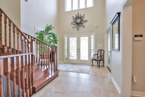 Photo 4 at 38 Camelot Square, Shore, Barrie