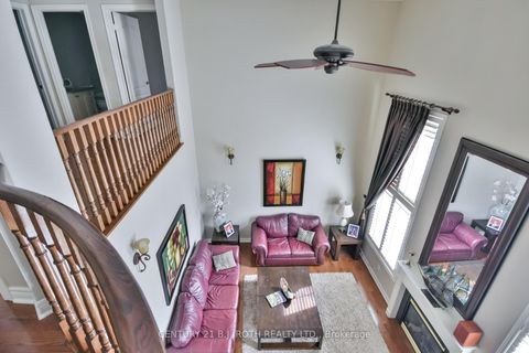 Photo 13 at 38 Camelot Square, Shore, Barrie