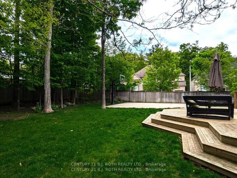 Photo 35 at 38 Camelot Square, Shore, Barrie