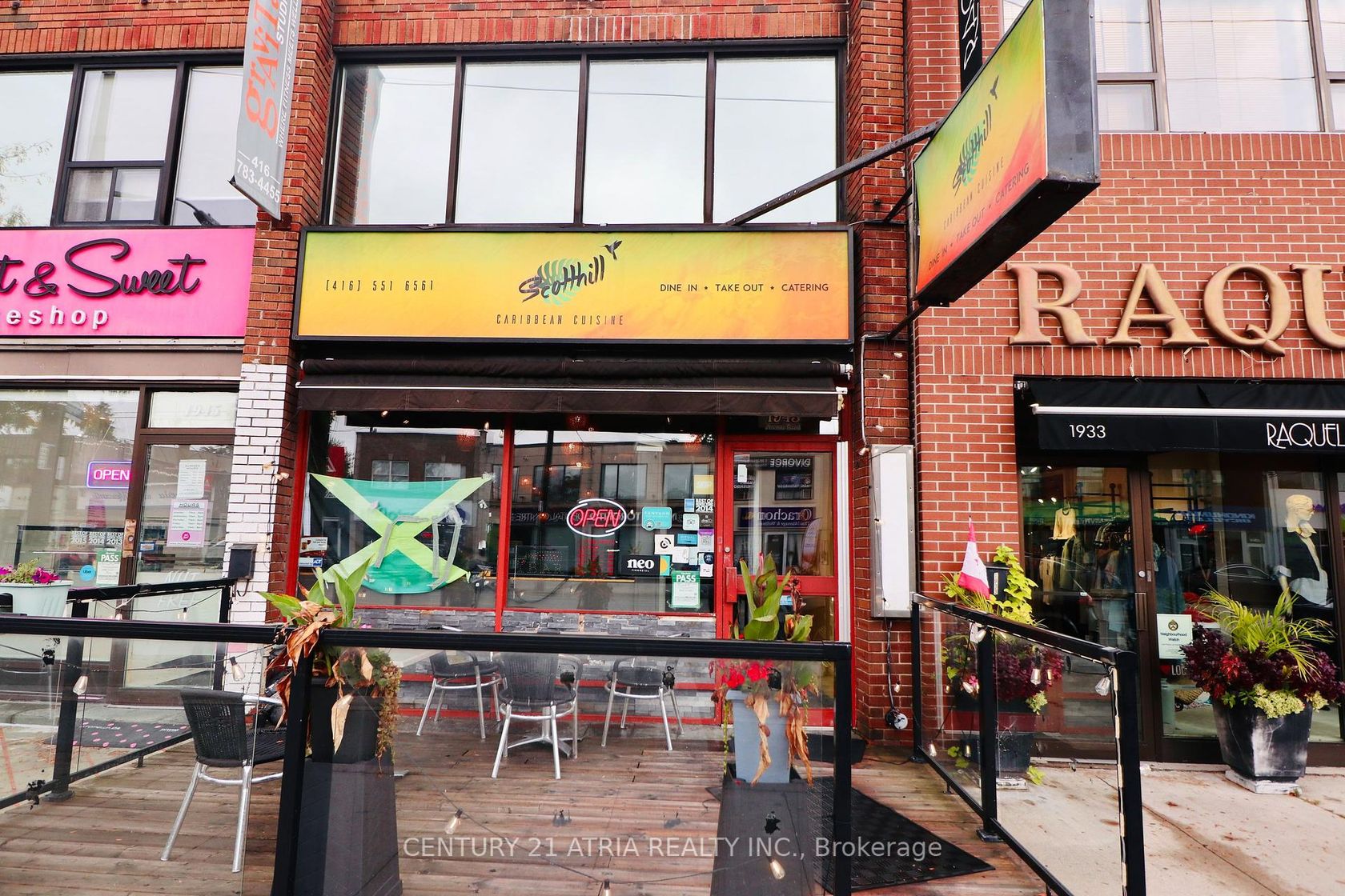 1943 Avenue Road, Nortown, Toronto photo number 2