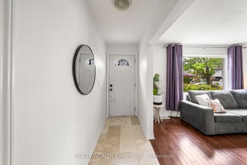 Photo 3 at 17 Haymarket Road, CFB, Toronto Photo 3 at 17 Haymarket Road, CFB, Toronto