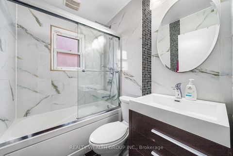 Photo 12 at 17 Haymarket Road, CFB, Toronto