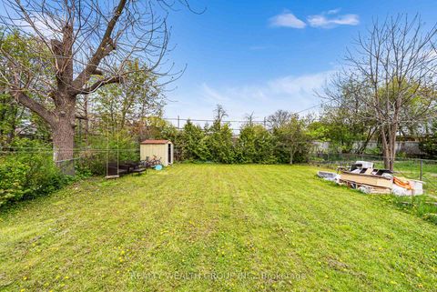 Photo 28 at 17 Haymarket Road, CFB, Toronto