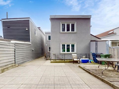 Photo 37 at 12 Abbs Street, Roncesvalles, Toronto Photo 37 at 12 Abbs Street, Roncesvalles, Toronto