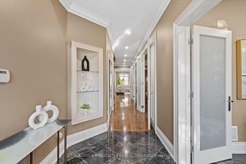 Photo 3 at 130 York Mills Road, Windfields, Toronto