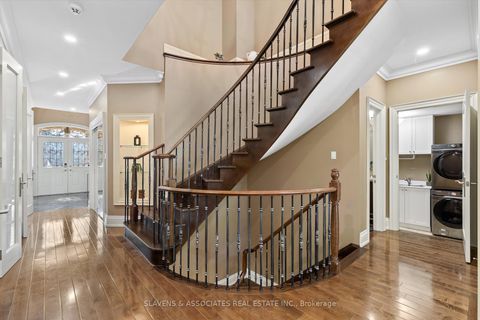 Photo 4 at 130 York Mills Road, Windfields, Toronto