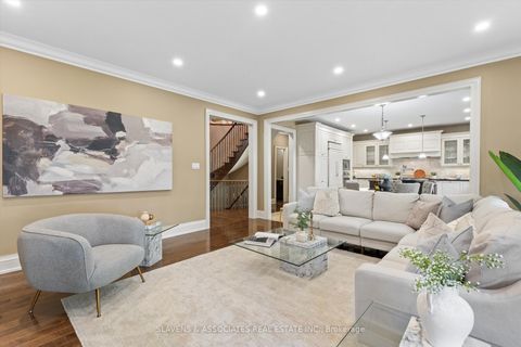 Photo 10 at 130 York Mills Road, Windfields, Toronto