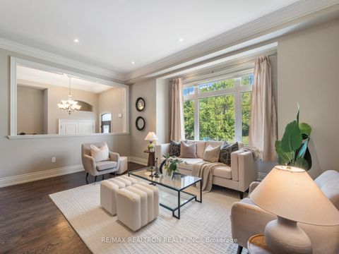 Photo 4 at 116 Faywood Boulevard, Clanton Park, Toronto Photo 4 at 116 Faywood Boulevard, Clanton Park, Toronto