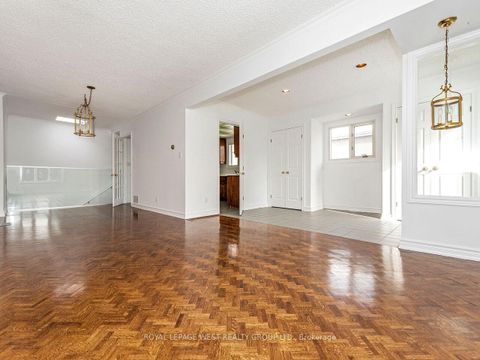 Photo 9 at 42 Tilden Crescent N, Humber Heights, Toronto