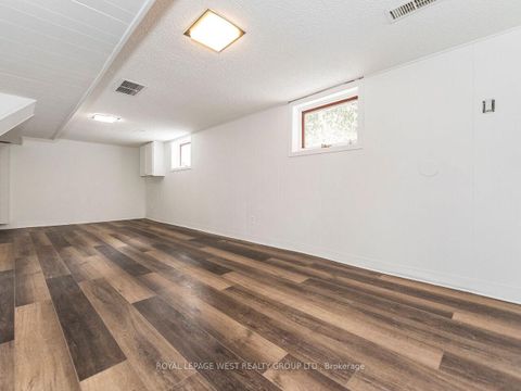 Photo 32 at 42 Tilden Crescent N, Humber Heights, Toronto