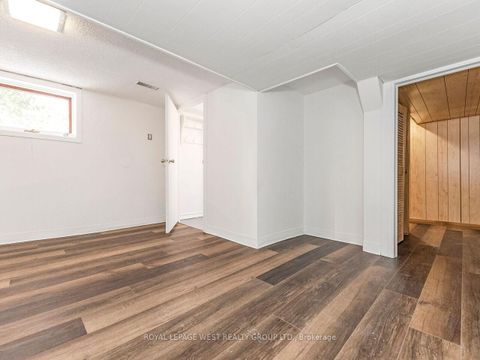 Photo 33 at 42 Tilden Crescent N, Humber Heights, Toronto