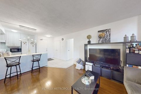 Photo 14 at 809 - 80 Grandravine Drive, York University Heights, Toronto