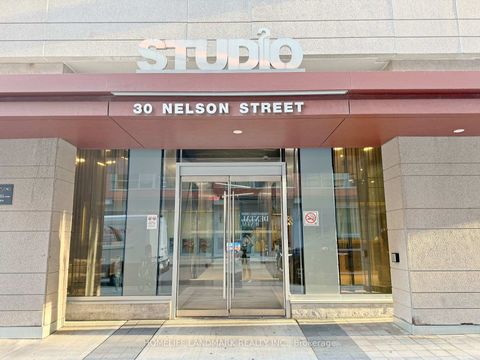 Photo 12 at 418 - 30 Nelson Street, Waterfront Communities C1, Toronto