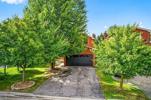 Photo 0 at 43 Keremeos Crescent, North Richvale, Richmond Hill