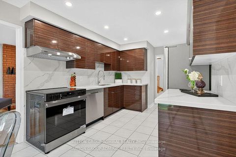 Photo 12 at 43 Keremeos Crescent, North Richvale, Richmond Hill