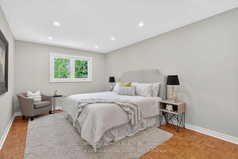 Photo 21 at 43 Keremeos Crescent, North Richvale, Richmond Hill