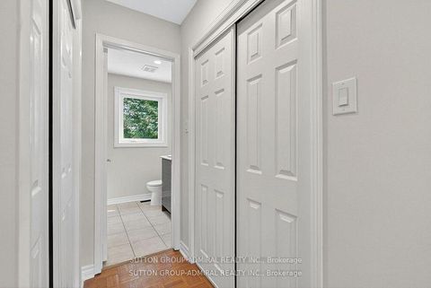 Photo 23 at 43 Keremeos Crescent, North Richvale, Richmond Hill
