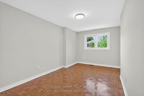 Photo 26 at 43 Keremeos Crescent, North Richvale, Richmond Hill