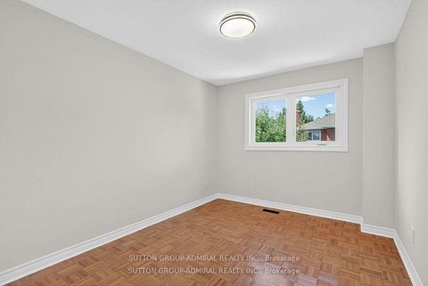 Photo 28 at 43 Keremeos Crescent, North Richvale, Richmond Hill