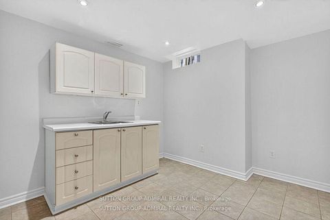 Photo 40 at 43 Keremeos Crescent, North Richvale, Richmond Hill