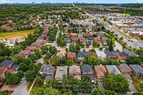 Photo 44 at 43 Keremeos Crescent, North Richvale, Richmond Hill