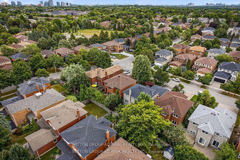 Photo 46 at 43 Keremeos Crescent, North Richvale, Richmond Hill