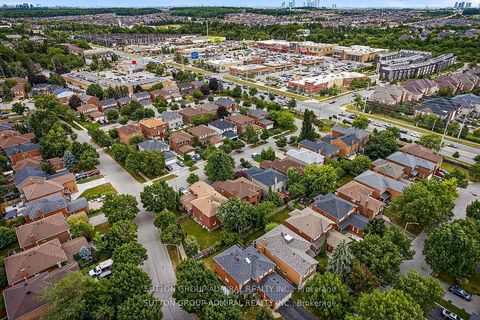 Photo 47 at 43 Keremeos Crescent, North Richvale, Richmond Hill