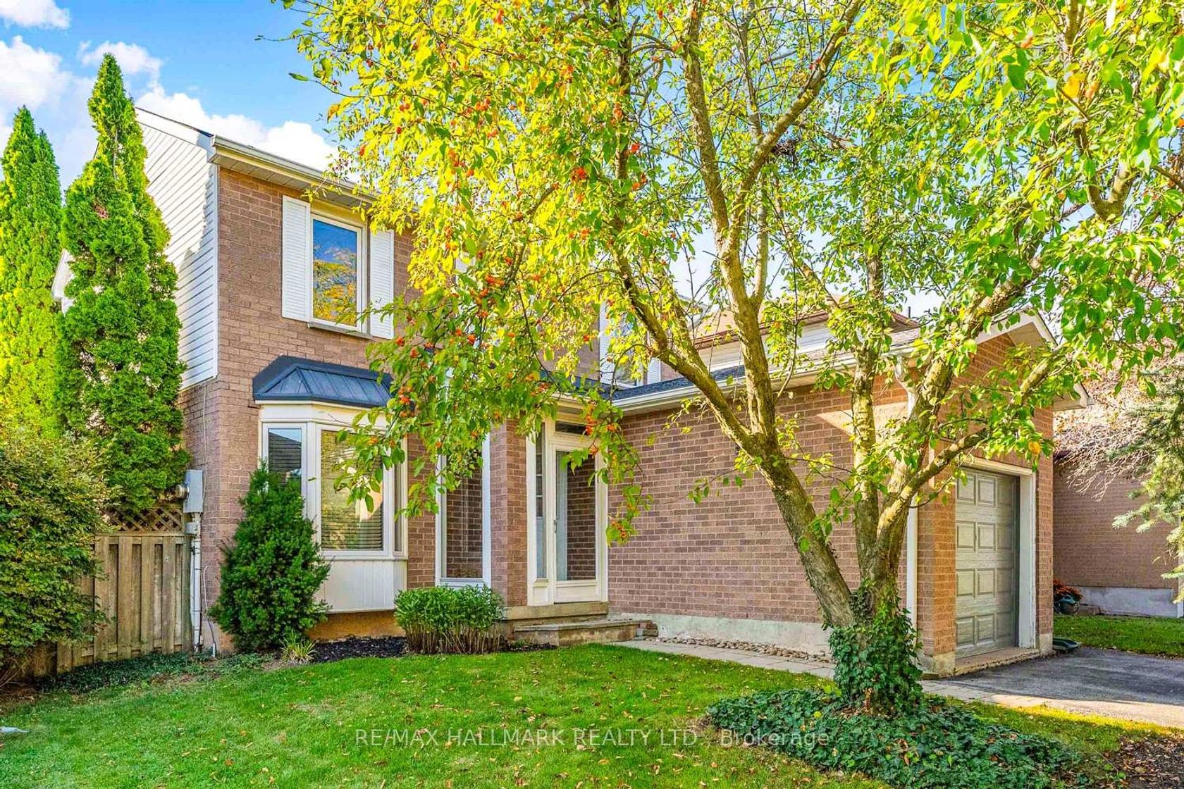2143 Hunt Crescent, Headon, Burlington 