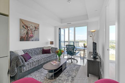 Photo 8 at 2039 - 20 Inn On The Park Drive, Don Mills, Toronto