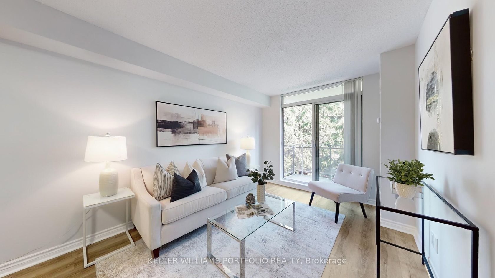 206 - 1730 Eglinton Avenue E, Victoria Village, Toronto by Alessia Polo 206 - 1730 Eglinton Avenue E, Victoria Village, Toronto