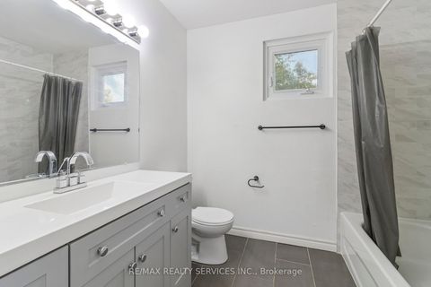 Photo 18 at 769 Greenfield Crescent, Leslie Valley, Newmarket