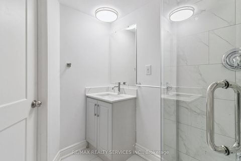 Photo 35 at 769 Greenfield Crescent, Leslie Valley, Newmarket