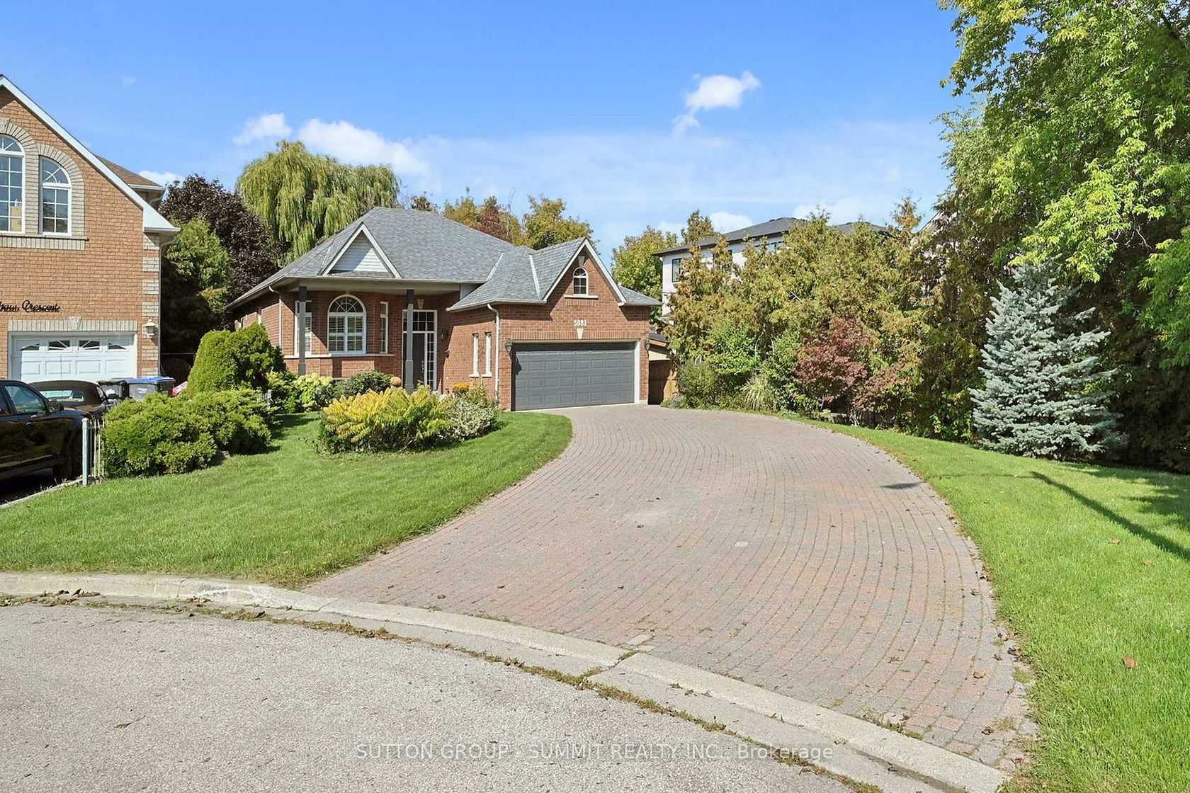 5981 RAYSHAW Crescent, Streetsville, Mississauga 