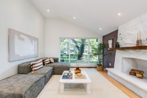 Photo 1 at 44 Brookridge Drive, Bendale, Toronto