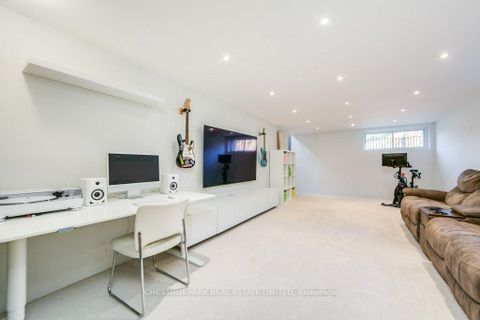 Photo 19 at 44 Brookridge Drive, Bendale, Toronto