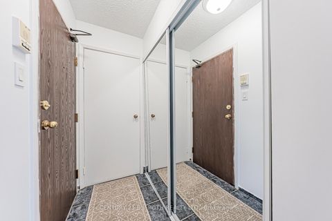 Photo 2 at G10 - 147 EDGEHILL Drive, Letitia Heights, Barrie