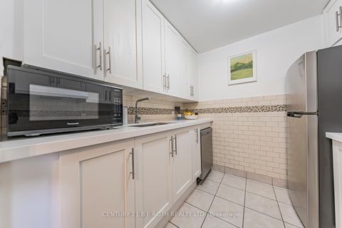 Photo 6 at G10 - 147 EDGEHILL Drive, Letitia Heights, Barrie