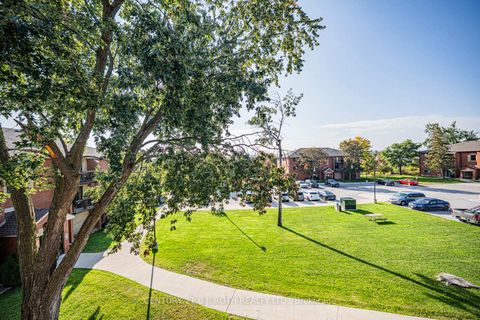 Photo 17 at G10 - 147 EDGEHILL Drive, Letitia Heights, Barrie