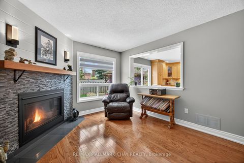 Photo 10 at 65 McDougall Drive, West Bayfield, Barrie Photo 10 at 65 McDougall Drive, West Bayfield, Barrie