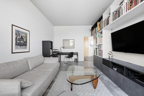 Photo 20 at 610 - 160 Baldwin Street, Chinatown, Toronto