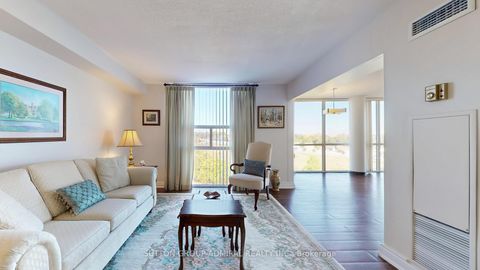 Photo 9 at 917 - 30 Harding Boulevard W, North Richvale, Richmond Hill