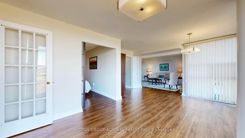 Photo 20 at 917 - 30 Harding Boulevard W, North Richvale, Richmond Hill