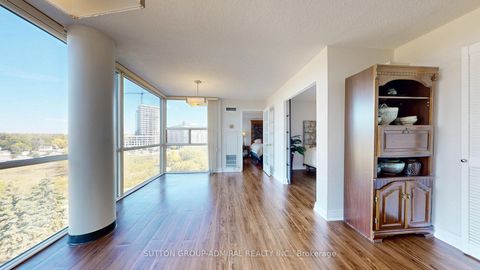 Photo 21 at 917 - 30 Harding Boulevard W, North Richvale, Richmond Hill