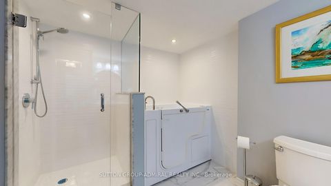 Photo 28 at 917 - 30 Harding Boulevard W, North Richvale, Richmond Hill