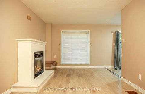 Photo 2 at 67 Stollar Boulevard W, Little Lake, Barrie