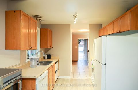 Photo 4 at 67 Stollar Boulevard W, Little Lake, Barrie