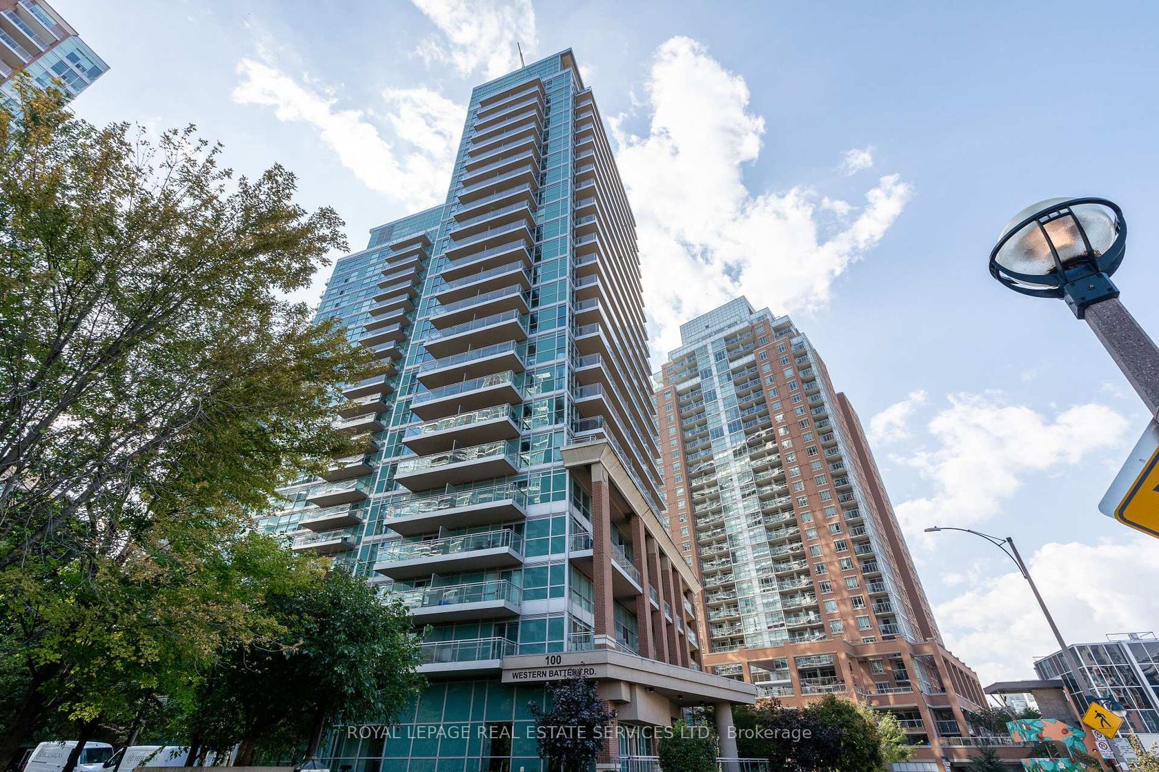 1807 - 100 Western Battery Road, Niagara, Toronto 